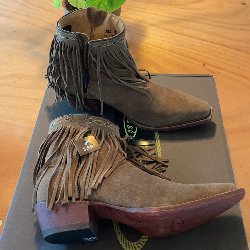 J.B. Dillon women’s ankle boots fringe leather